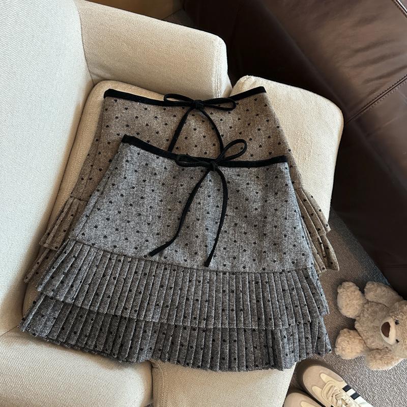 Korean Grey Polka Dot Woolen High-Waisted Mini Skirt with Bow Knot