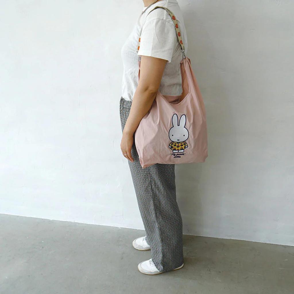 Miffy Tote Bag [Shopper Bag with Strap] 2-Way Handbag, Shoulder Bag, Sub-Bag, Eco Bag, Foldable, Lightweight, Strawberry