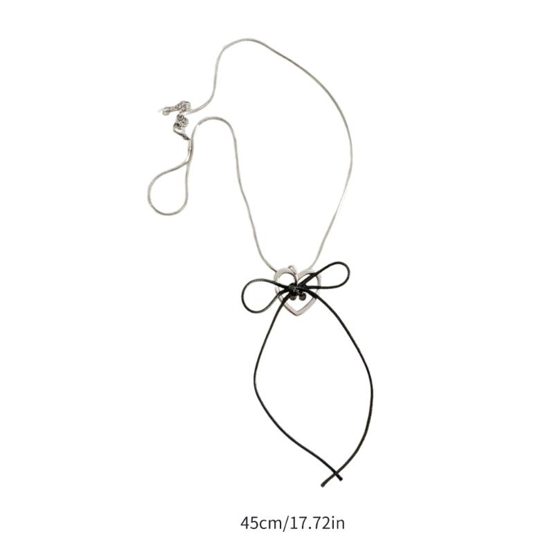 Stylish Necklace with Heart Line Bowknot Pendant Unique Bowknot and Heart Pendant Necklace Simple Clavicular Chain Charm