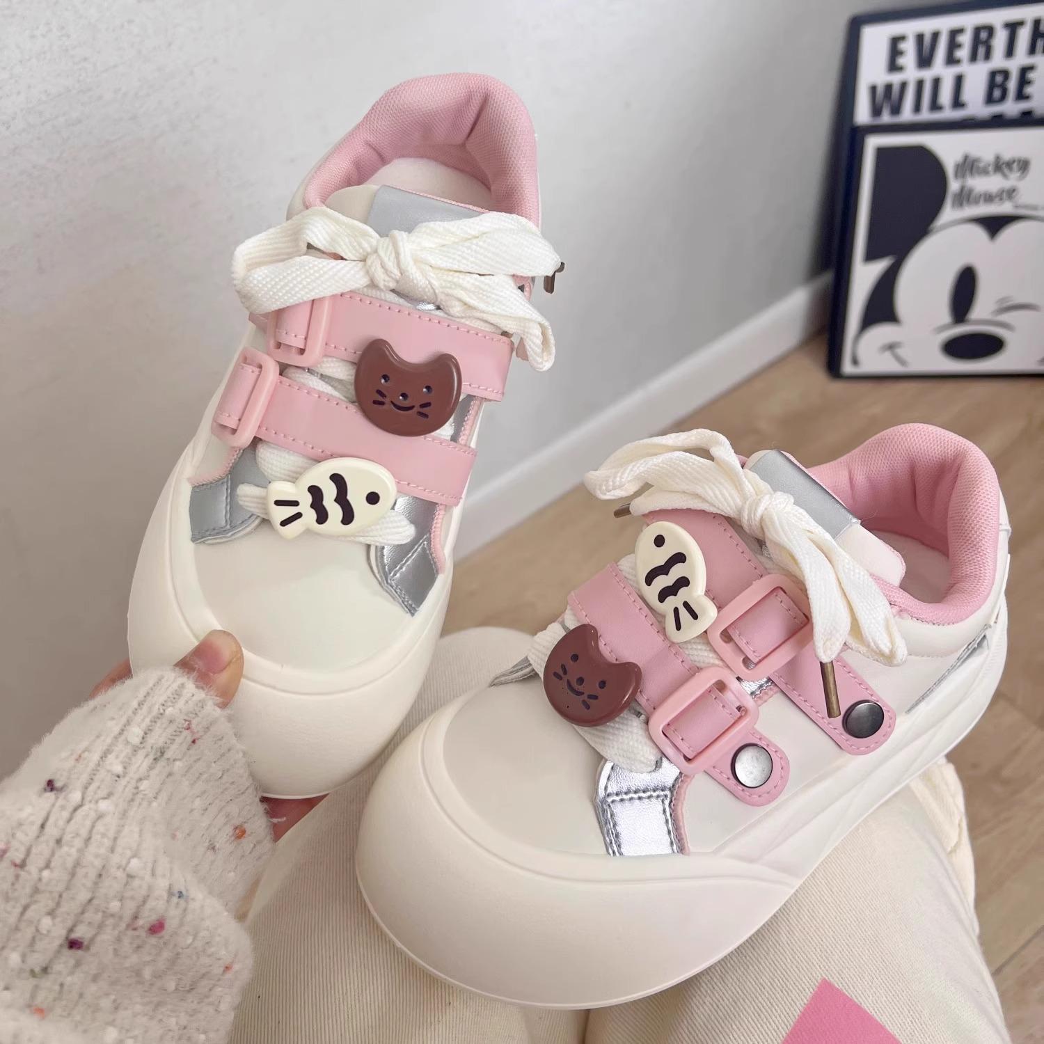 

Cute big head pink bread shoes milk fufu platform puff shoes 2025 new board shoes versatile student white shoes 35