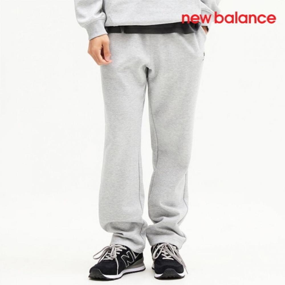 

New Balance Essential Straight Pants H23 Nbmle11013 Ac FREE/S