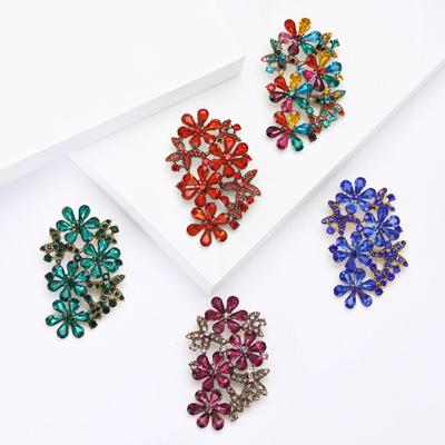 Personalized And Creative Alloy Rhinestone Flower Brooch Temperament Versatile Women'S Suit Coat Corsage Jewelry Pin