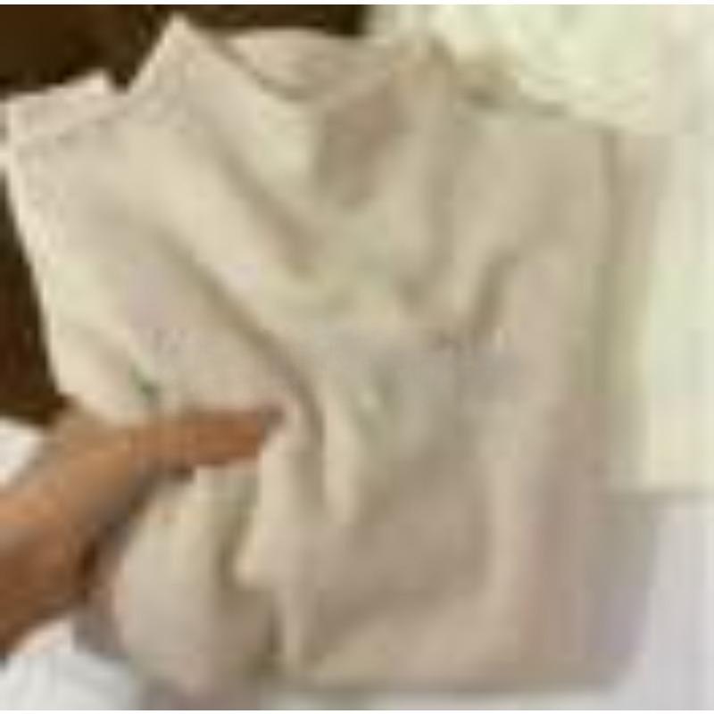 Il Nuovo Stile Autunnale di Maglione Lavorato a Maglia di Alta Gamma, Elegante, a Girocollo, Morbido e a Maniche Lunghe È un Maglione Leggermente Formoso e Snellente per Donne