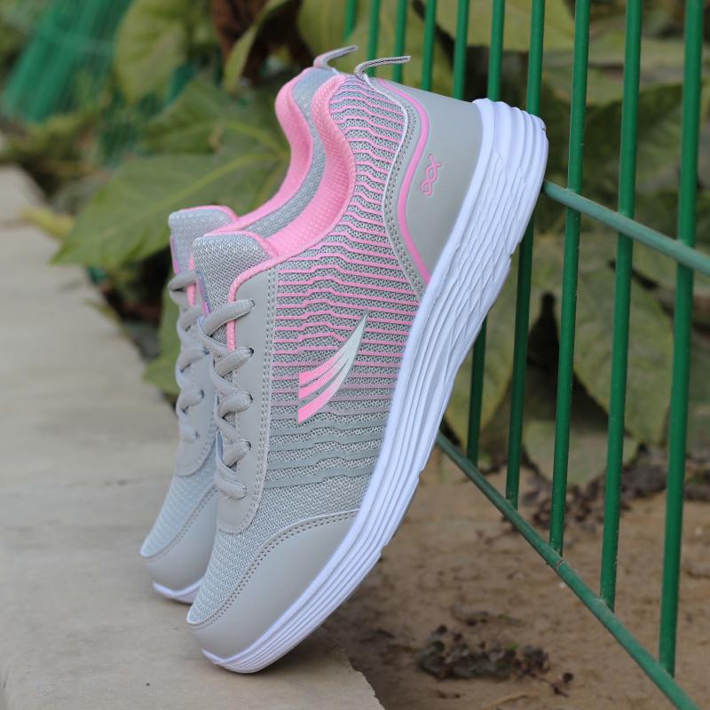 Prodyšná síťovina Dámská běžecká obuv Lehká měkká podešev Boty pro volný čas Plochá vycházková obuv