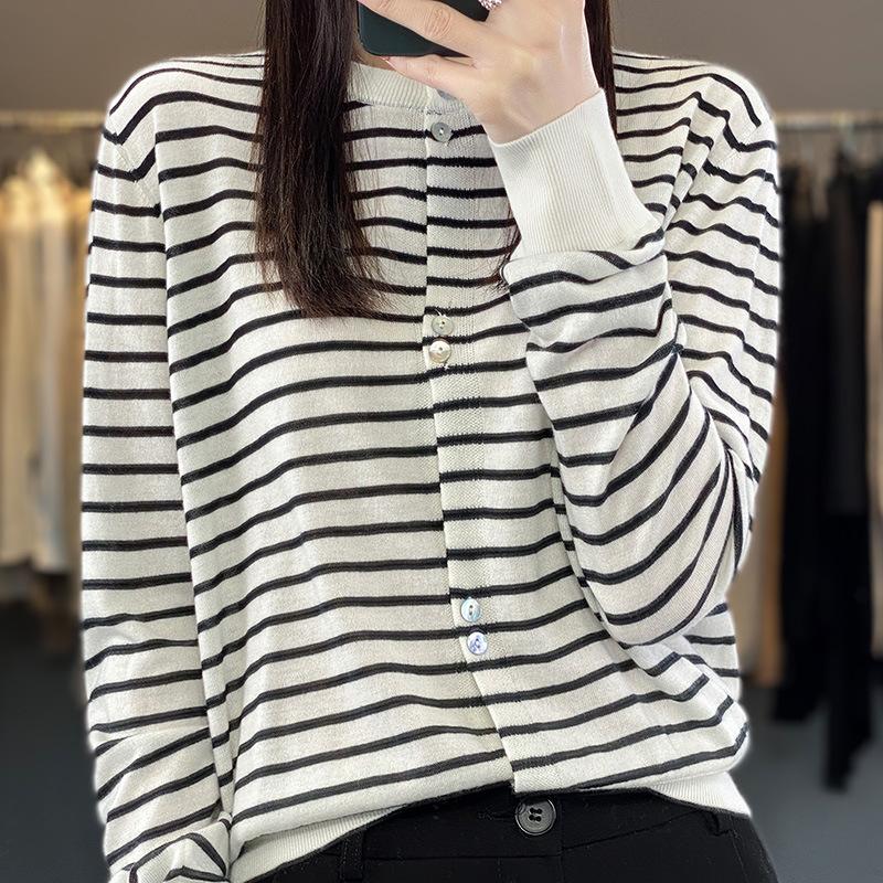 

Кардиган вязаный полосатый с круглым вырезом Летний Новый Весенний Полосатый Цветной Вязаный кардиган из шерсти Женская куртка Топ XL белый