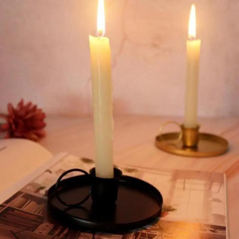 1pc Creative Retro Candle Holder Metal Candlestick Taper Candle Holder with Handle for Tabletop Wedding Party Christmas Decoration