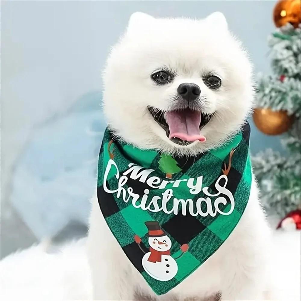 Red Green Grid Dog Saliva Towel Santa Claus Pet Triangle Scarf Triangle Bandana Home Decor