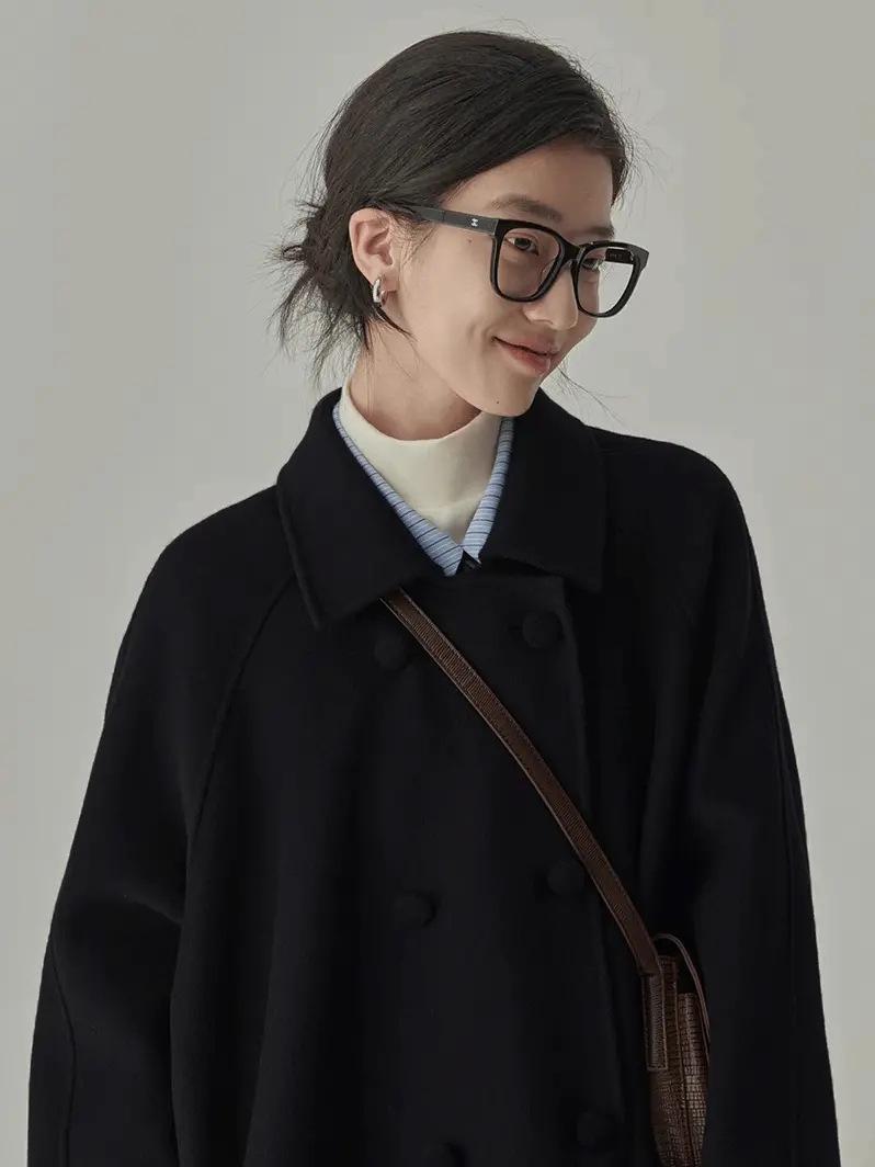 

Женское шерстяное пальто средней длины в стиле Хепберн - Осень/Зима 2024, Утепленное и элегантное пальто в японском дизайне M чёрный