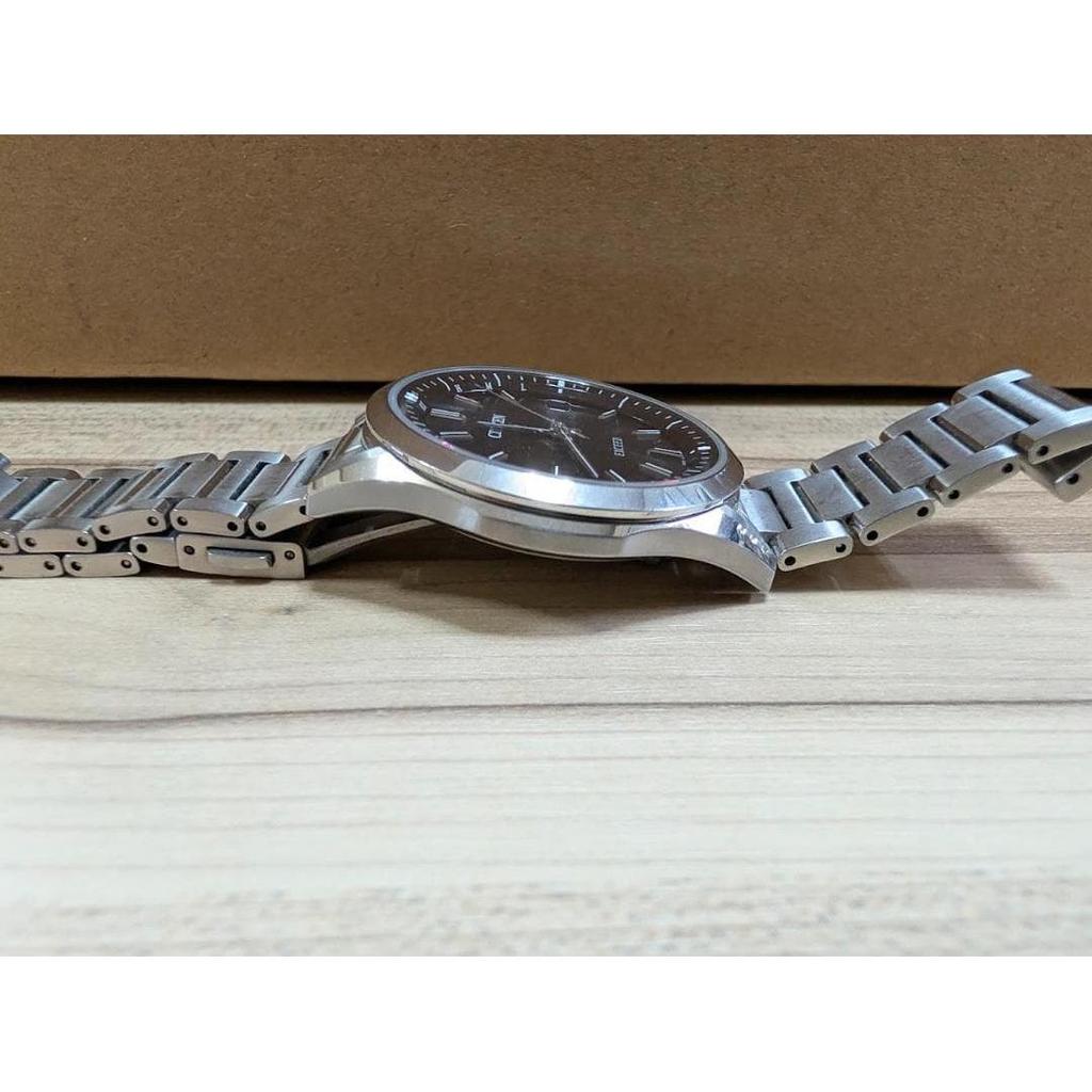 Used CITIZEN EXCEED black watch