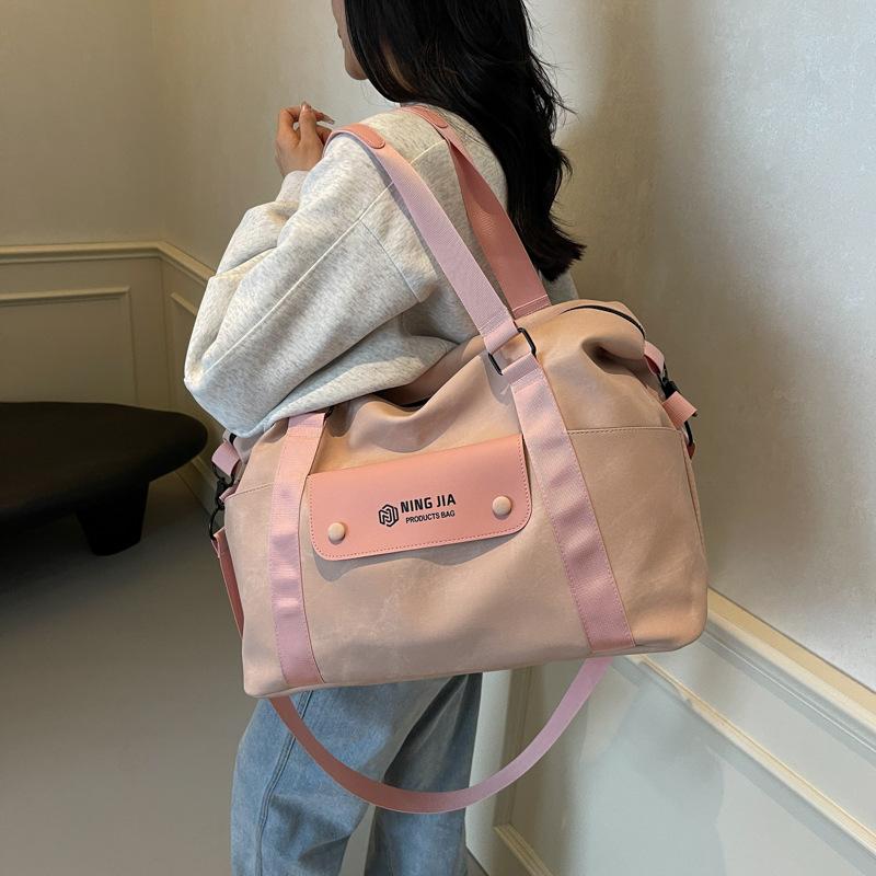 Fashion, fresh, foreign style, European and American style, multi-pocket travel bag, wet and dry separation sports fitness bag can be set with tie rod