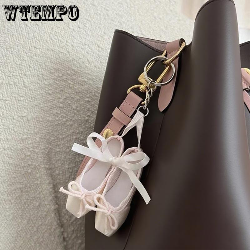 

WTEMPO Double Satin Mini Square-toe Shoes Shaped Keychain Ballet Shoes Bag Hanging Pendants Souvenir Gifts for Ballet Dancers and Ballet Lovers 2pcs розовый