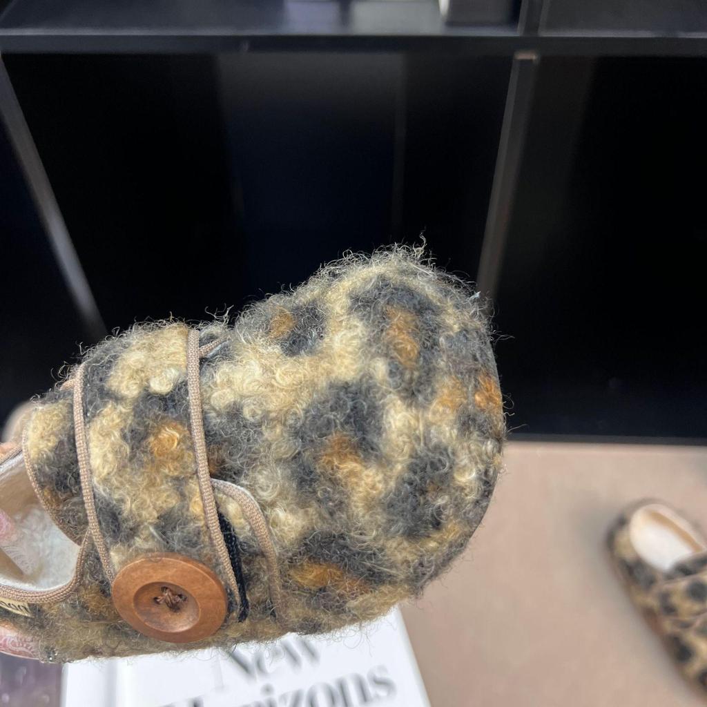 Mocassins chauds rétro en fourrure pour femmes: Chaussures d'extérieur en coton peluche à semelle souple Hiver 2025