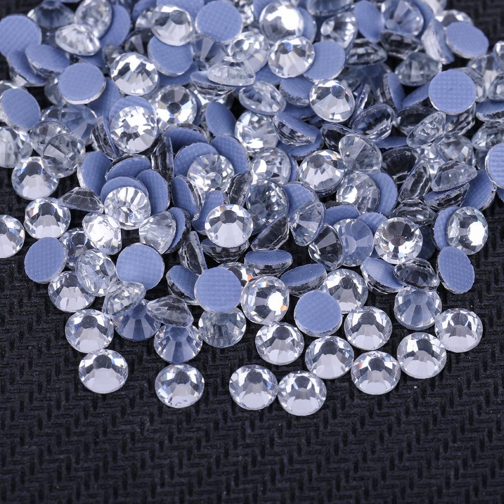 

Белые стразы из стекла с эффектом AB для термофиксации для DIY аксессуаров и чехлов для телефонов Mixed Sizes 1000 pcs