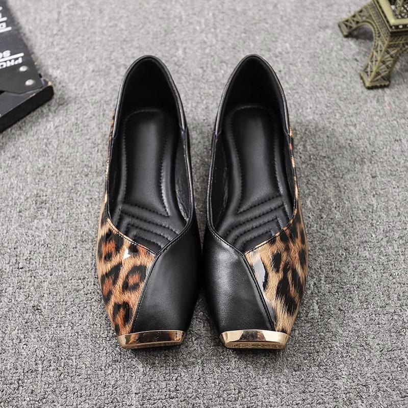 

Удобные туфли на мягкой подошве, весна 2024, новые легкие кожаные туфли с квадратным носком и леопардовым принтом, женские туфли на низком каблуке, маленькие кожаные туфли 40 чёрный