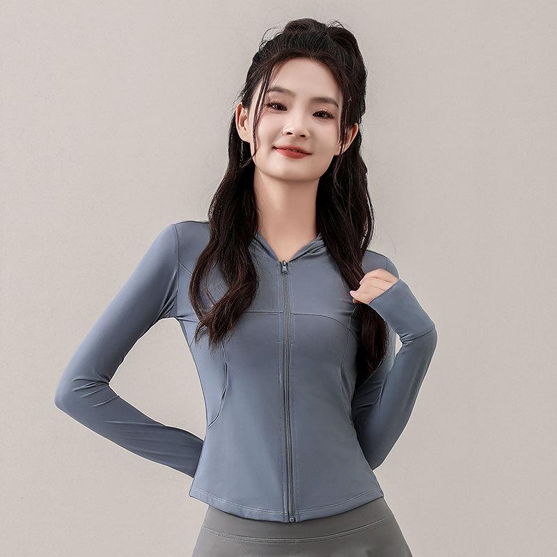 Women's 2024 Summer Ice Silk UV Protection Quick-Dry Hooded Sports Outfit