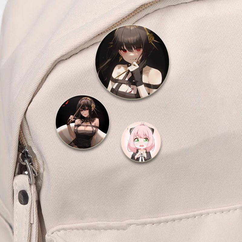 32/44/58mm Cute Anime SPY X FAMILY Brooches Anya Forger Lapel Pins Cartoon Badge Backpack Hat Jewelry Handmade Accessories Gifts