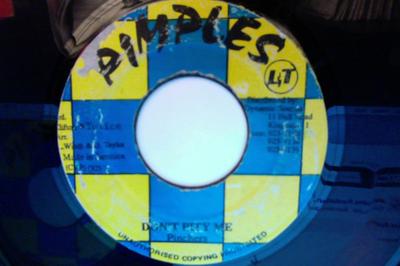 7-tums Skivtänger - Tyck inte synd om mig INGEN Finnar Produkt 1992 Jamaica Reggae, Ska & Dub Använd
