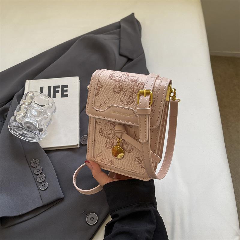 Dámská taška na mobil přes rameno 2025 nová módní výklenková designová malá čtvercová taška na mobil