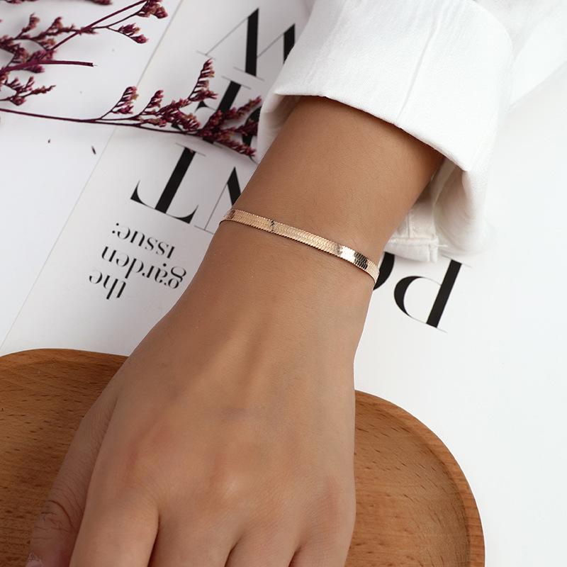 Women's Trendy Snake Bone Chain Alloy Bracelet - Retro, Creative Japanese Korean Style Bangle