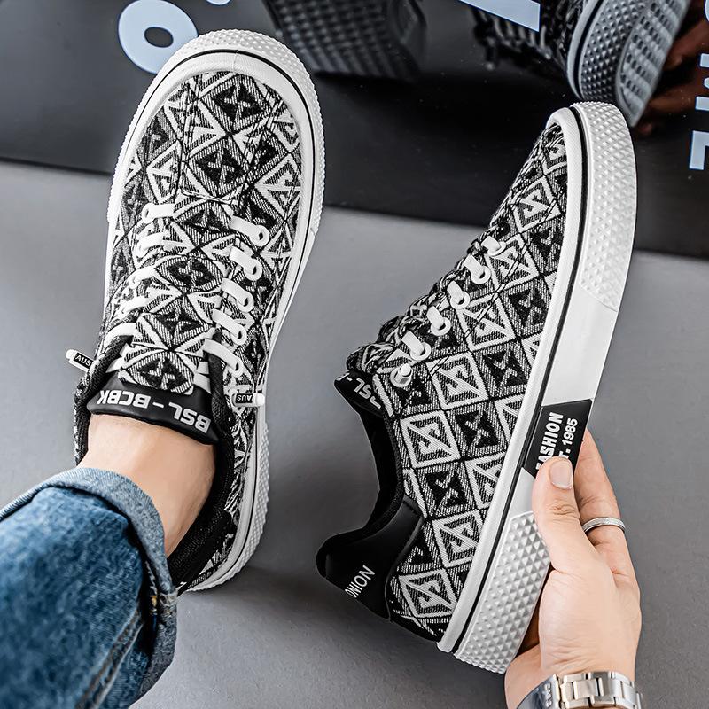 Old Beijing cloth shoes men's spring and summer new canvas shoes thin trendy shoes young and young trend versatile casual men's board shoes