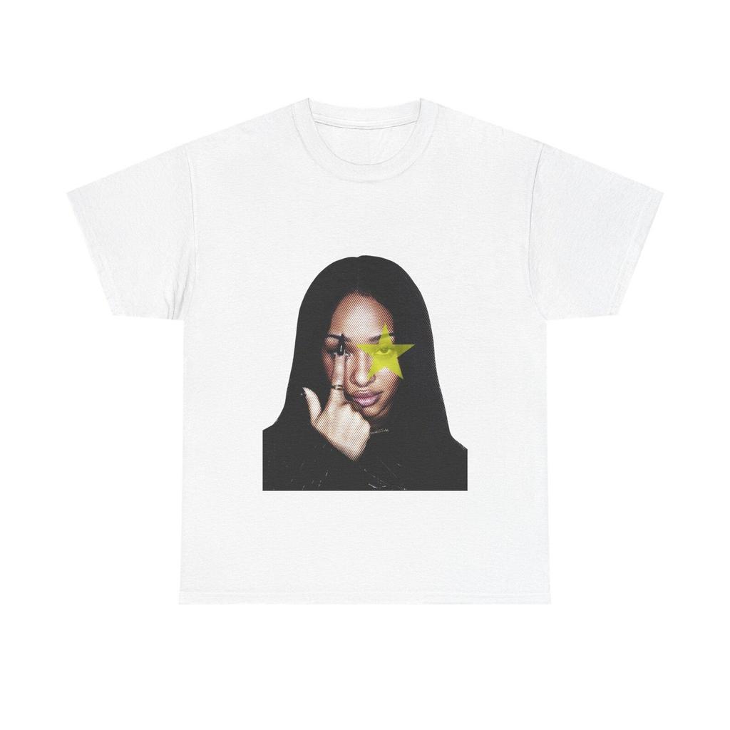 Vintage Streetwear Manon Portrait Tee: Urban Style Cotton Blend T-Shirt