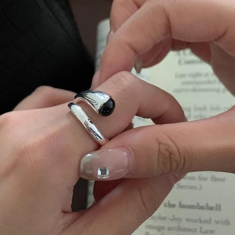 Elegantly Adjustable Crafted Open Heart Ring For Women Unique Design Geometric