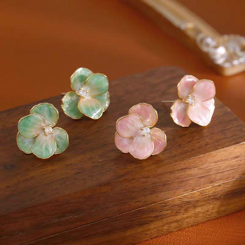 Iris Flower Enamel Stud Earrings: Fresh, Cute, and Versatile for Spring/Summer 2025
