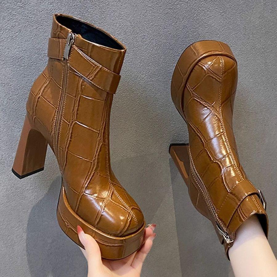 Skinny Stiefel Herbst und Winter Damen Martin Stiefel dicker Absatz klein 2025 neue Mode wasserdicht Tisch hoher Absatz keine müden Füße kurze Stiefel