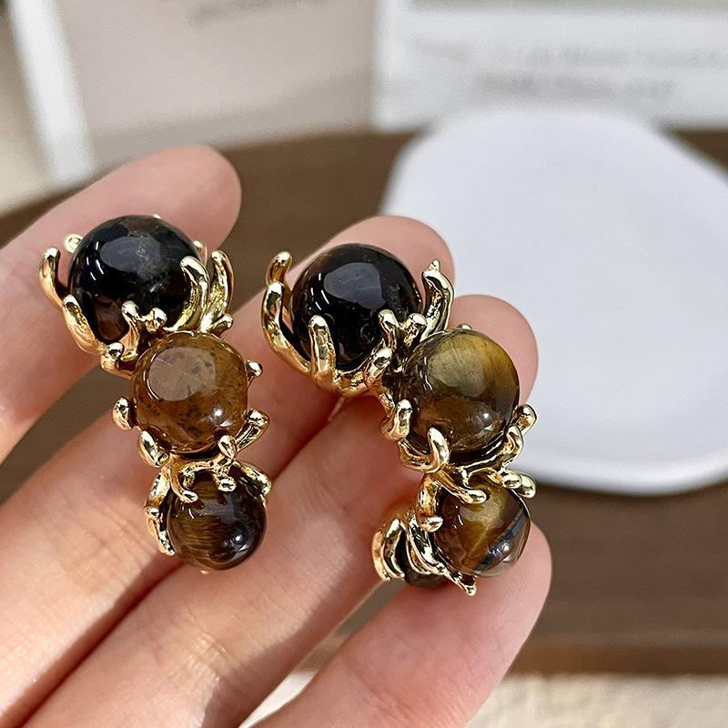 Natural tiger's eye stone series stud earrings for women Maillard exquisite retro earrings niche light luxury high-end temperament earrings
