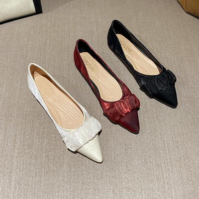 Chaussures plates de mode pour femmes au printemps et en automne 2025 Nouvelles décontractées pointues rétro grande taille 41 42 43 Chaussures pour femmes Zapatillas Mujer