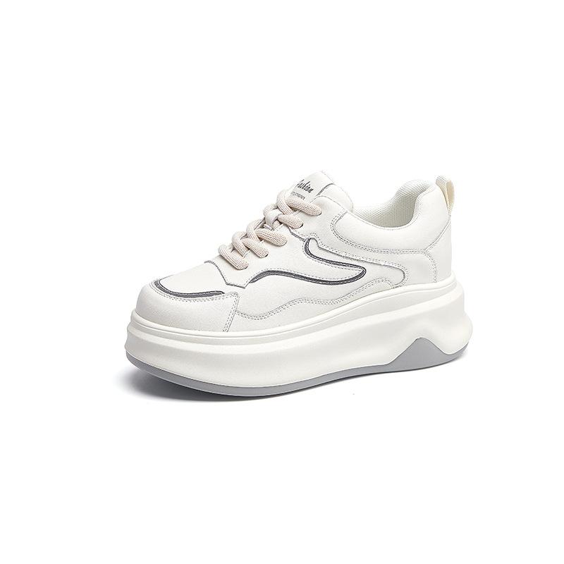 2025 autumn new leather little white shoes women's platform inner height increase sports and leisure shoes women's Korean version color matching d