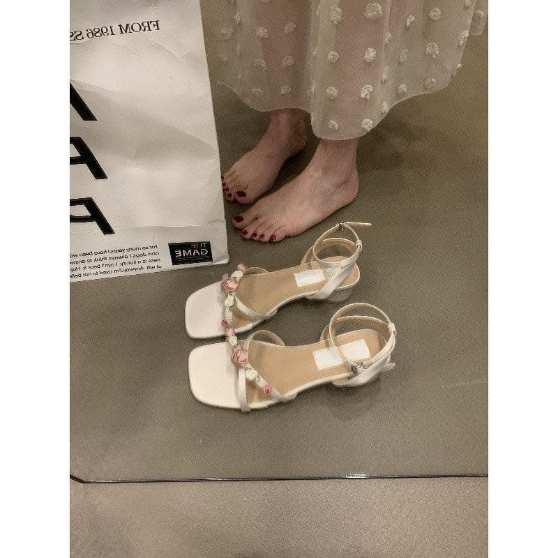 Retro kwiatowy napis z sandałami damskie nowe grube obcasy fajne kapcie