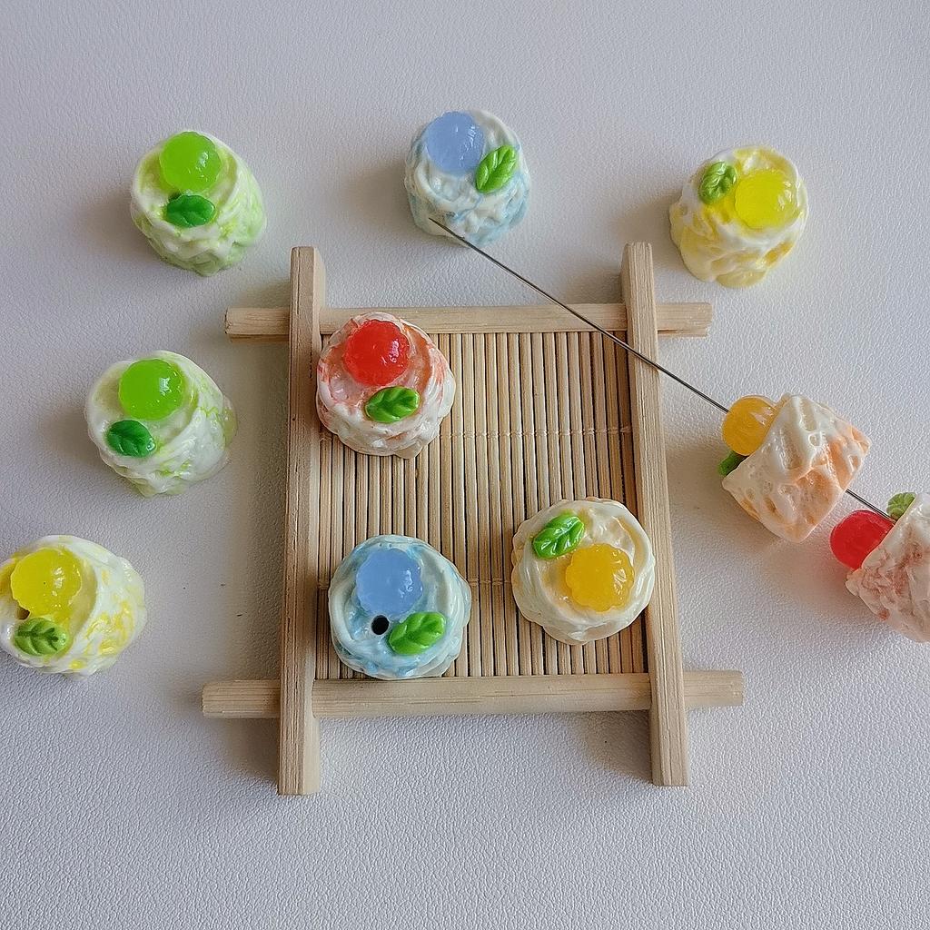 100Pcs Miniature Sweet Cream Cake Resin Cabochon Scrapbooking for Phone Decoration Jewelry Crafts DIY Doll House Accessor
