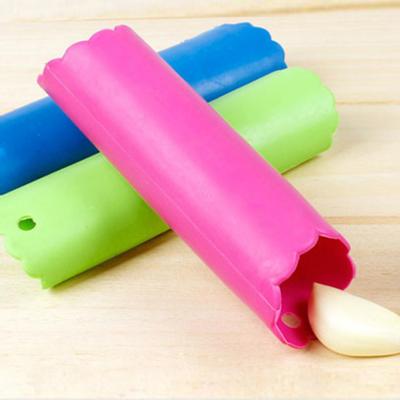 5 Stück Knoblauchschäler Praktisch Einfache Anwendung Gummi Zufällige Farbe Gemüseschäler Tube Roller für Küche