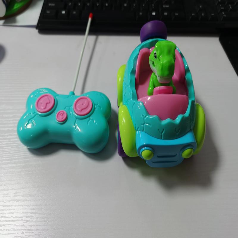 1 Set wiederaufladbares ferngesteuertes Auto für Kleinkinder, Spielzeug für Jungen und Mädchen ab 3 Jahren, ferngesteuertes Auto mit Lichtern und Musik