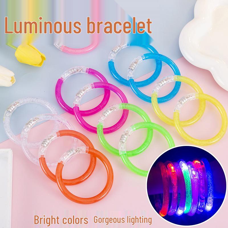 Yiwu Night Market Luminous Toys & Gifts Creative Stall