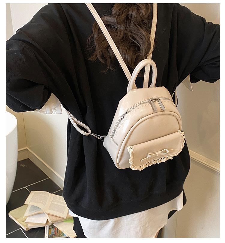 Backpack Women's Fashion Niche Design Sense Casual Korean Edition School Bag Street Trend Texture Lightweight Travel Small Backpack