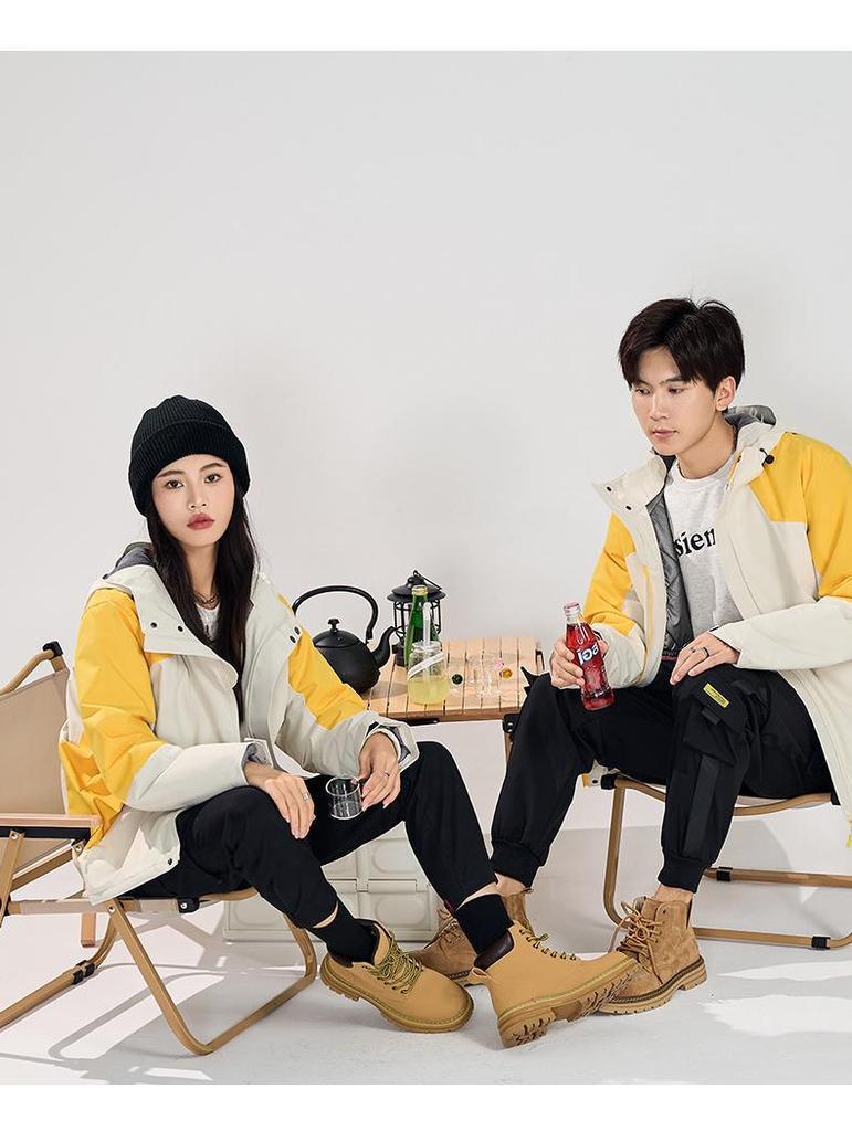 Unisex Waterproof Thick Hooded Jacket for Spring & Autumn - Customizable Mountaineering Apparel with Logo Printing.