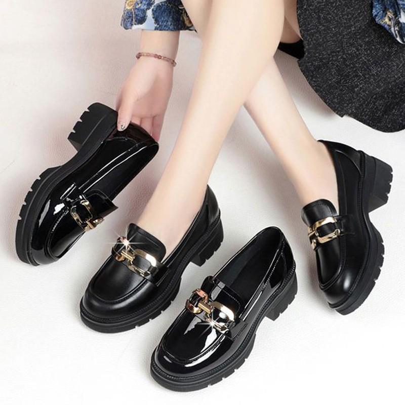 Women's 2024 Spring/Summer Platform Loafers: British-Style, Low-Top, Patent Leather Flats