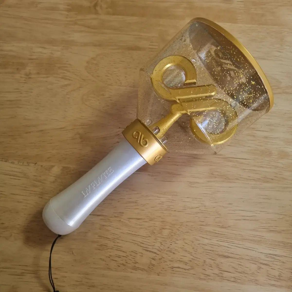 

Yeobong 1 Infinite Cheering Stick