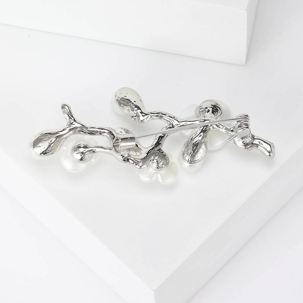 Süße Mode Temperament Perle Pfirsich Blossom Brosche Vielseitig Kleidung Zubehör Kragen Pin Fabrik