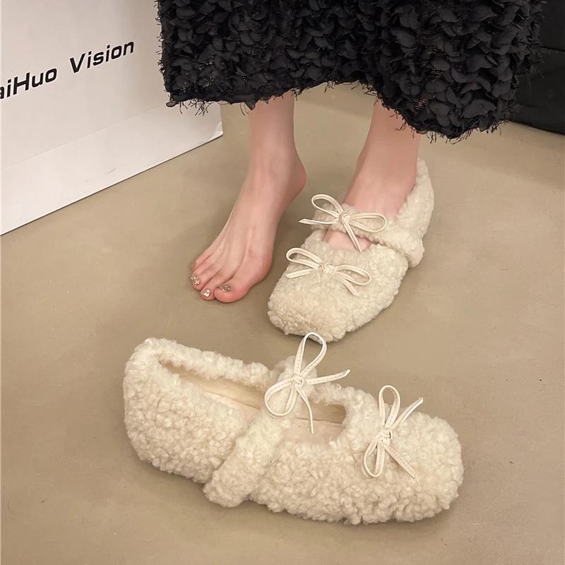 Fashion Sweet Mao Mao Shoes Women's Outer Wear Autumn and Winter 2024 New Fleece-lined Bean Shoes All-match Flat Warm Cotton Shoes