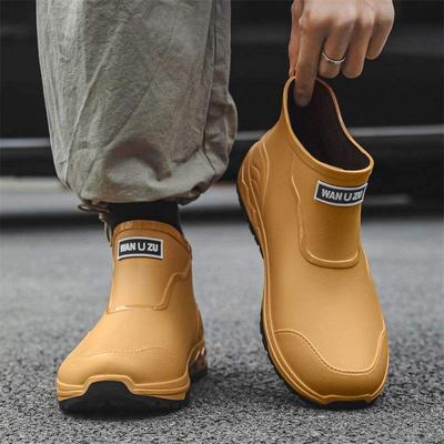 Scarpe da uomo – Stivali di gomma e copriscarpe