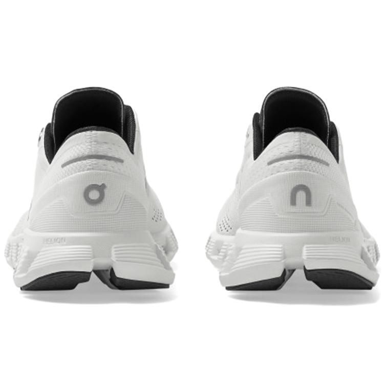 On Running Cloud X White Black Women's 40.99702