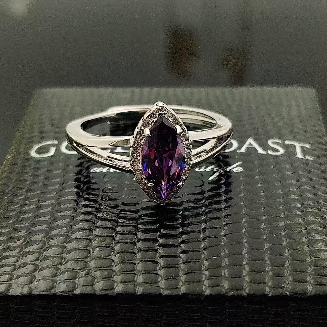 

Horse Eye Ring Inlaid With Imitation Amethyst Topaz Colored Treasure Multi-Colored Garnet Live Women S Ring Opening Adjustable