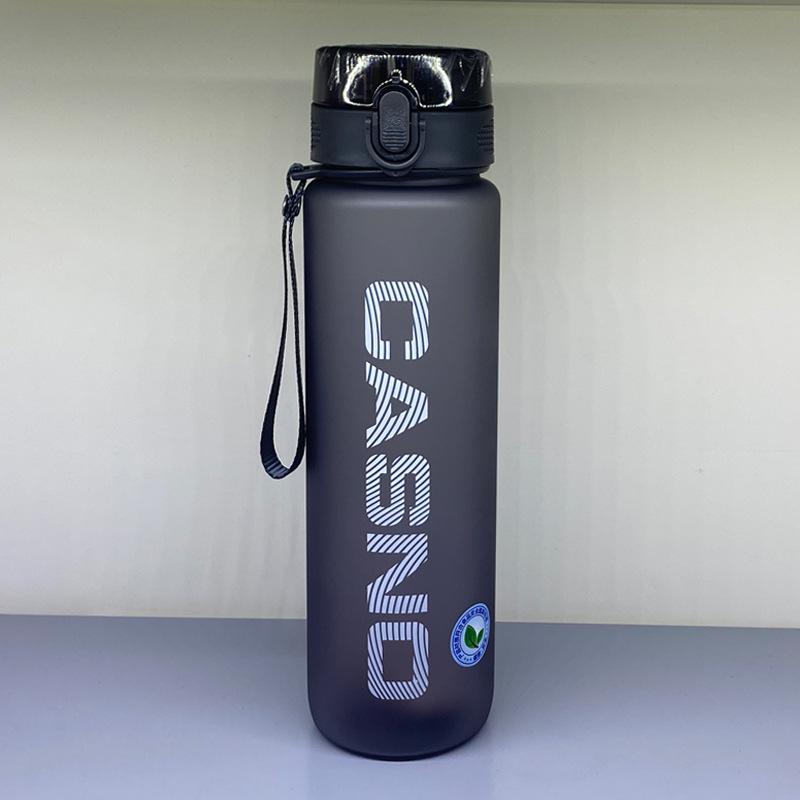 Casino Frosted Sports Water Bottle: Creative Portable Plastic Cup with Lid for Men and Women