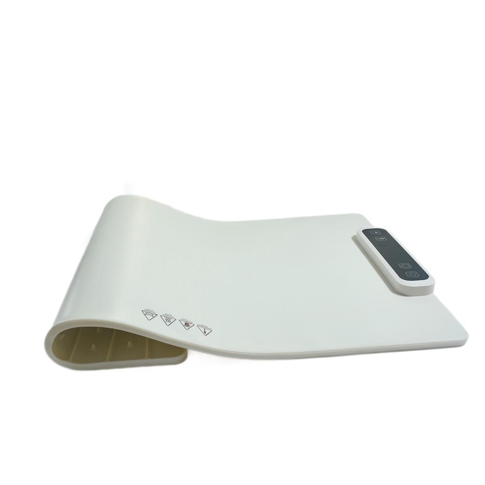 Foldable 300W Silicone Heating Pad for Dishes - Rapidly Heats, Rice White, Convenient for Household Use.