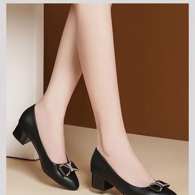 Scarpe basse in pelle a grana grossa scarpe singole nuove scarpe in pelle con tacco medio pelle morbida suola morbida tacchi alti