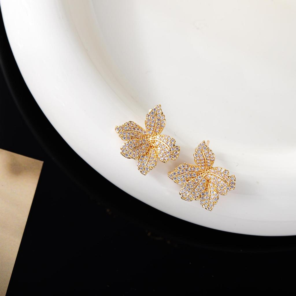 Luxury Micro-Inlaid Zirconia Lily Flower Stud Earrings for Women