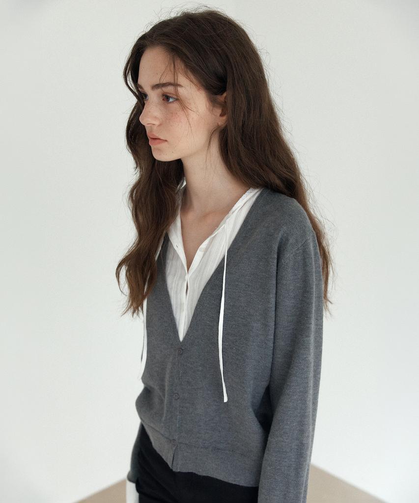 YUPPE Collared V-Neck Knit_Gray